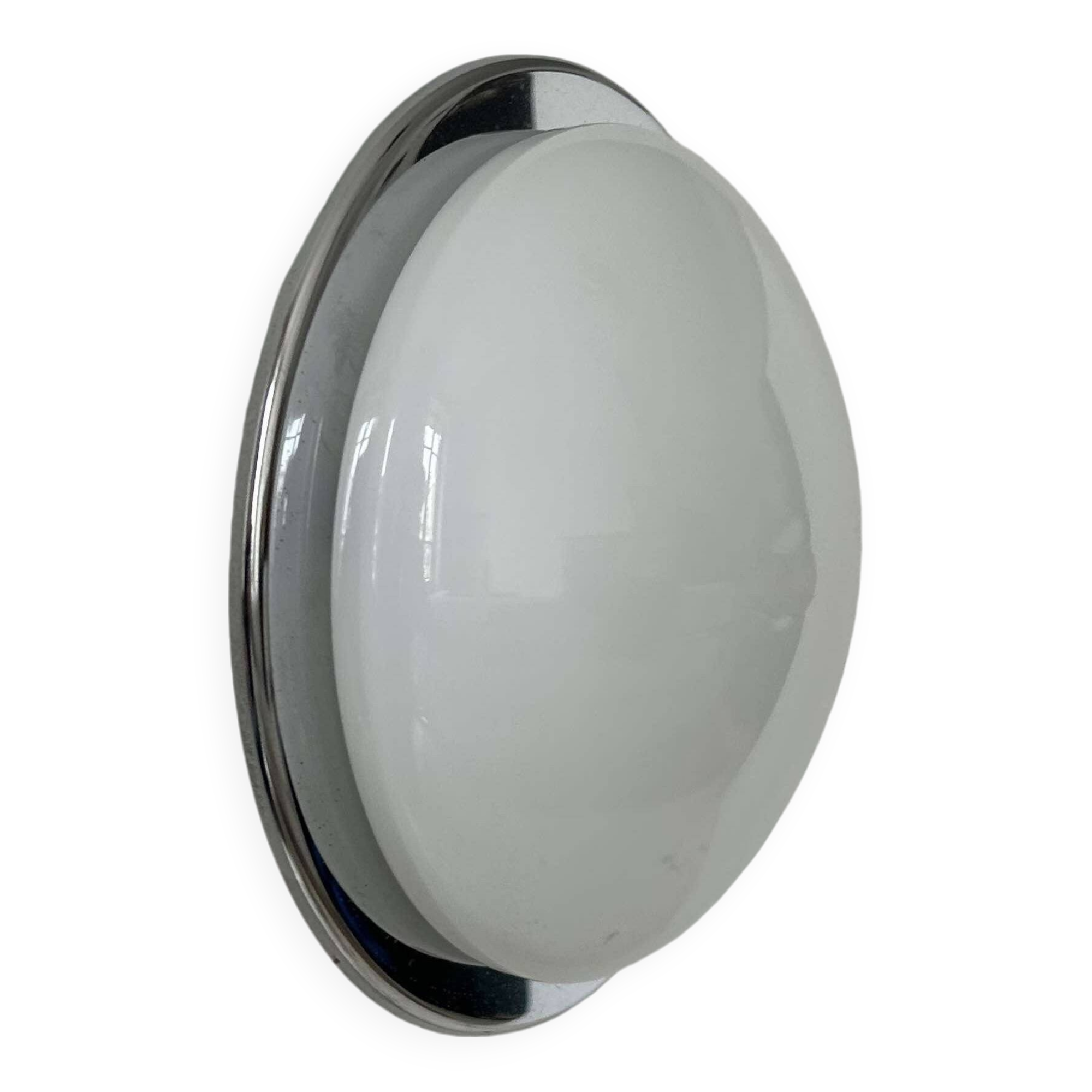 Vintage wall light, chrome and opaline, France 1960