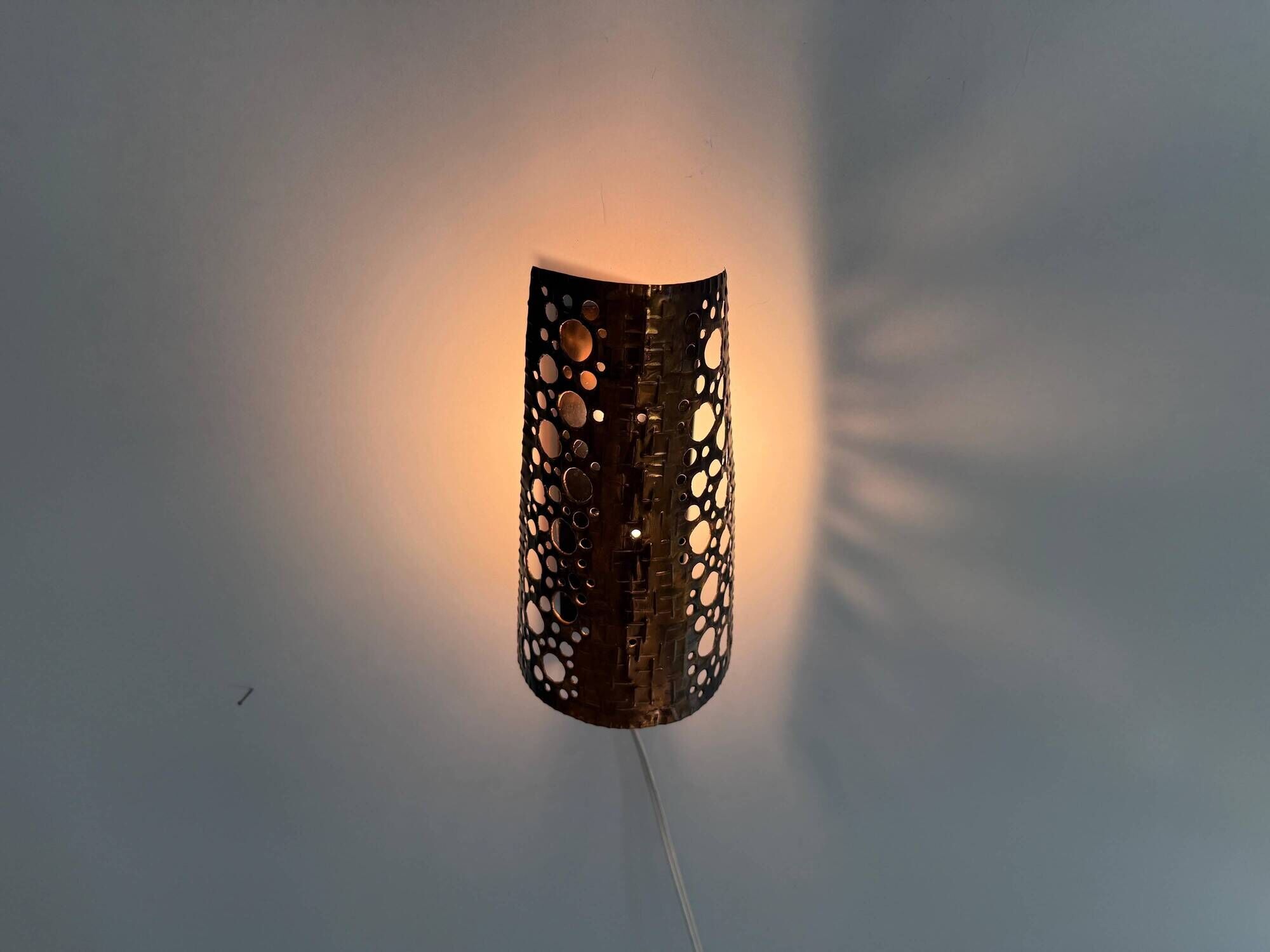 Simple metal wall light in brutalist style, 1970s, Germany.