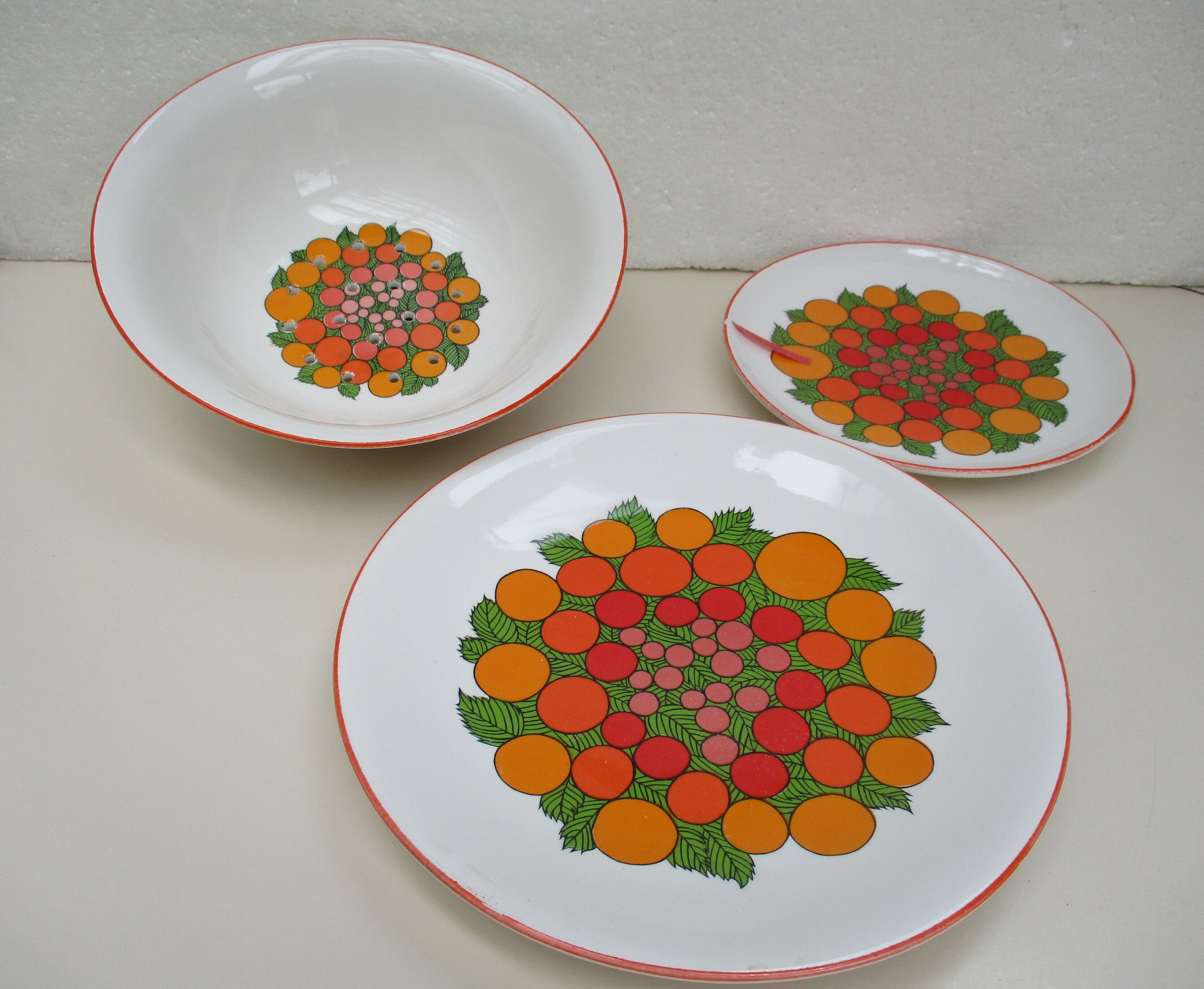 Gien ceramic "desserts" service - fruit, cake, cream