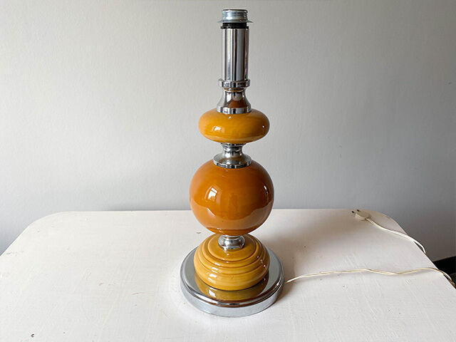 Pied de lampe boule 1970s