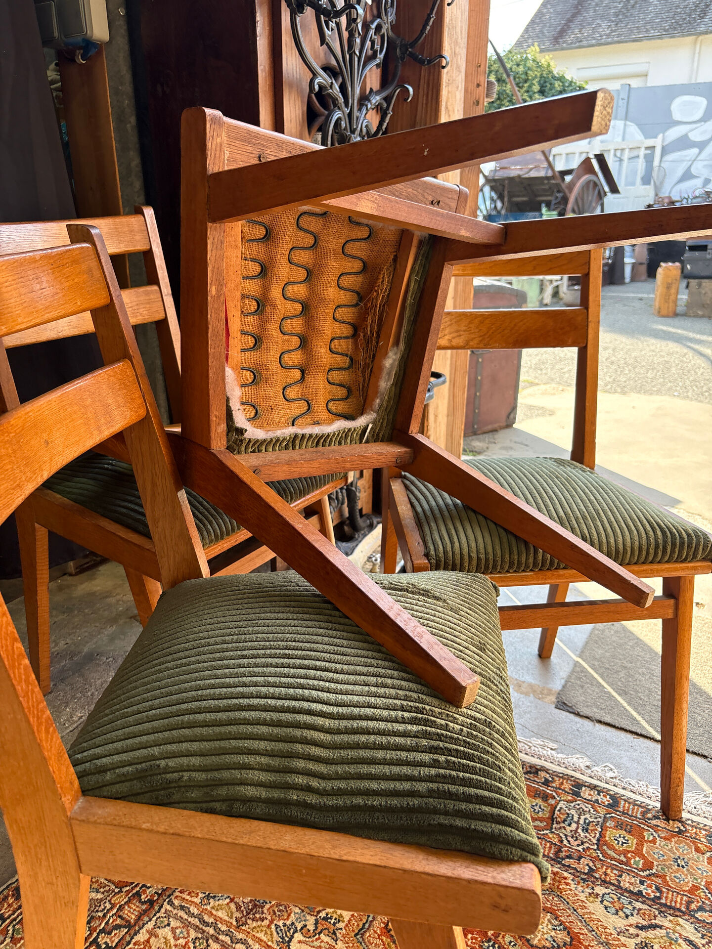 Set of 4 vintage chairs in wood and corduroy – 1950s/60s