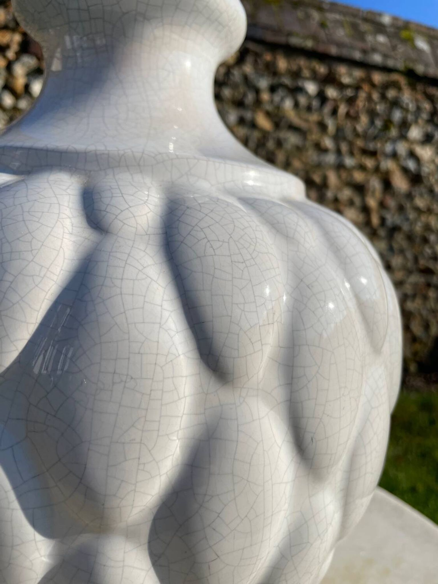 Lampe en céramique blanche craquelée vintage 1970