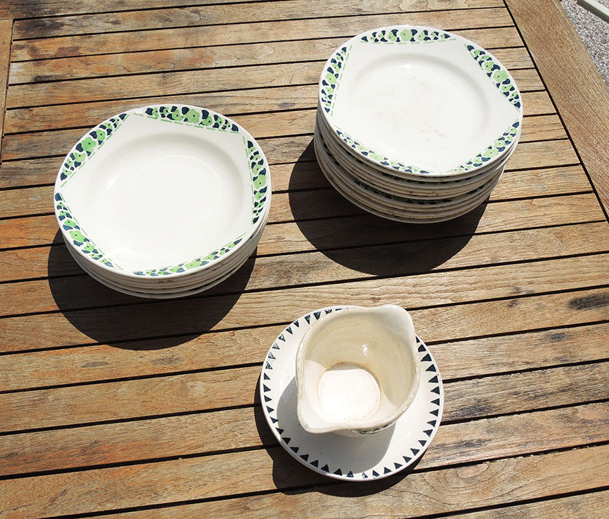 Former iron earth tableware service longchamps – cannes