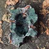 Empty pocket/ashtray in enamelled lava