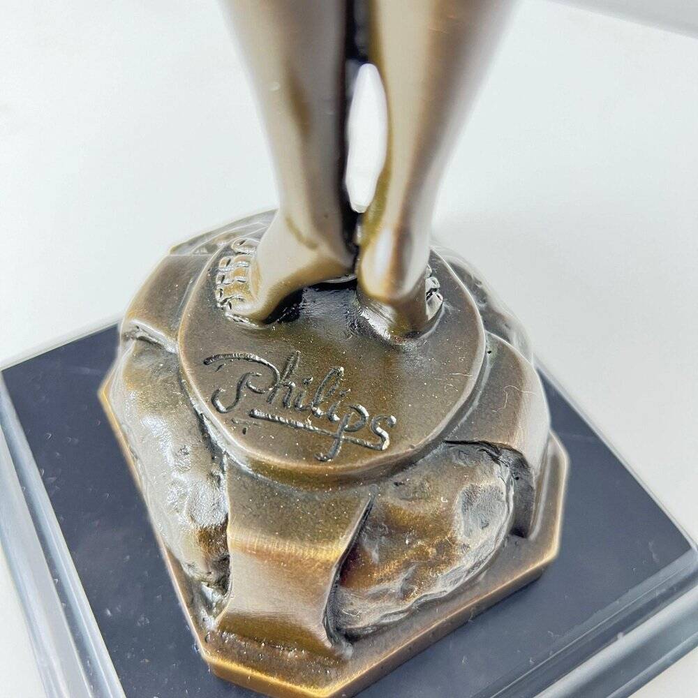 Philips, Art Deco Sculpture of a Nude Woman, 20th Century, Bronze
