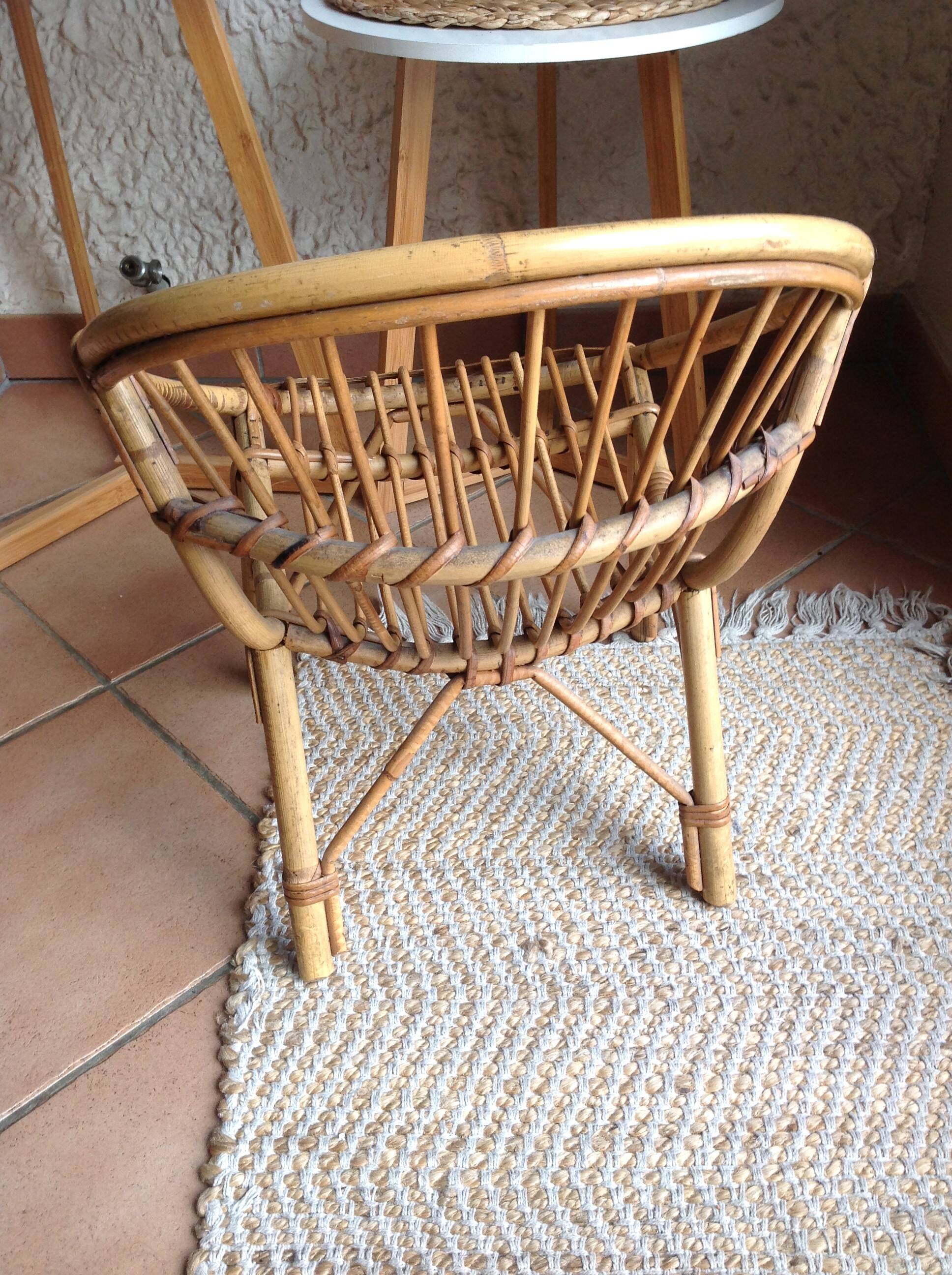 Child's shell chair in rattan / vintage 60s-70s
