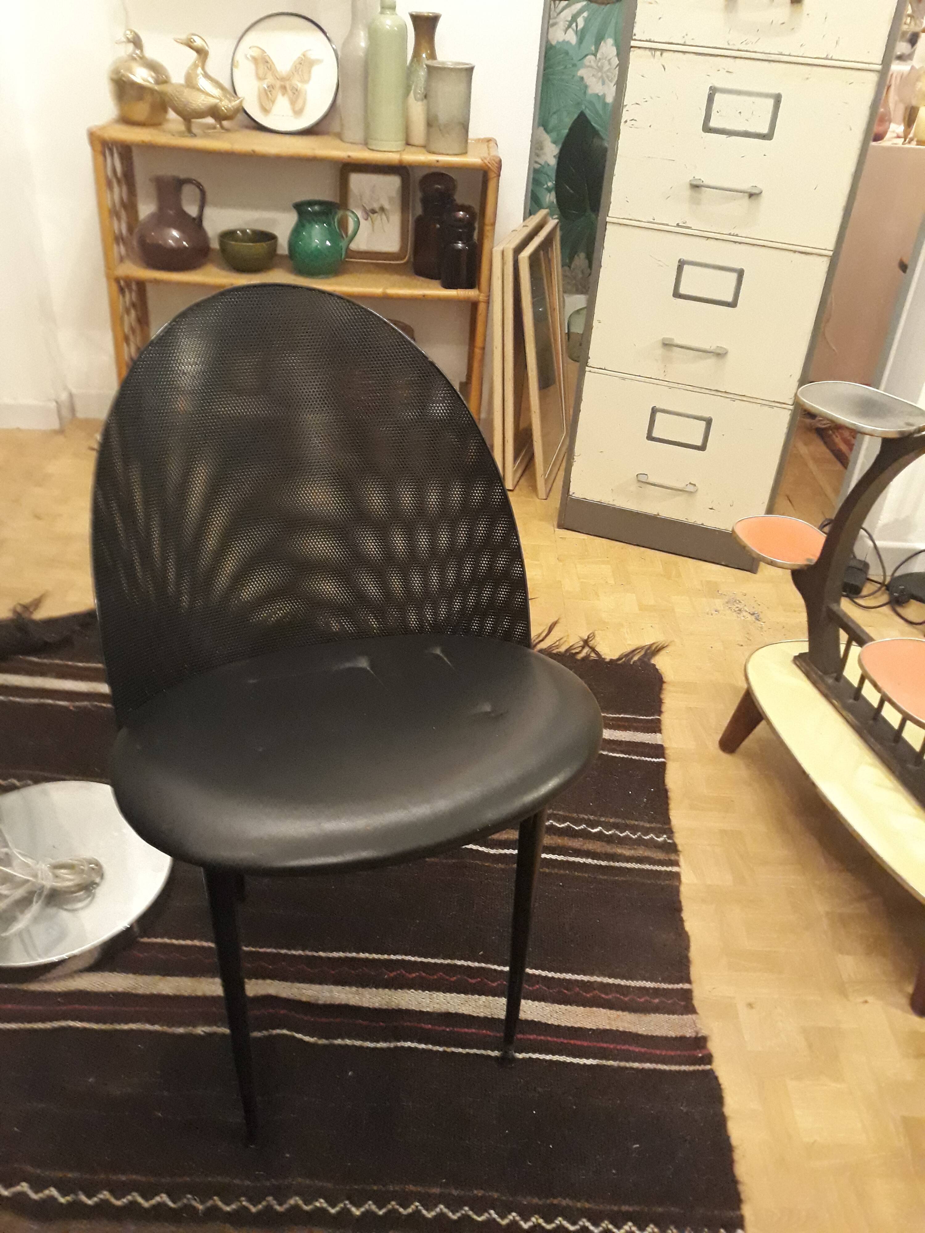 Pascal Mourgue's chair for Artelano