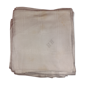 13 serviettes, blanches,