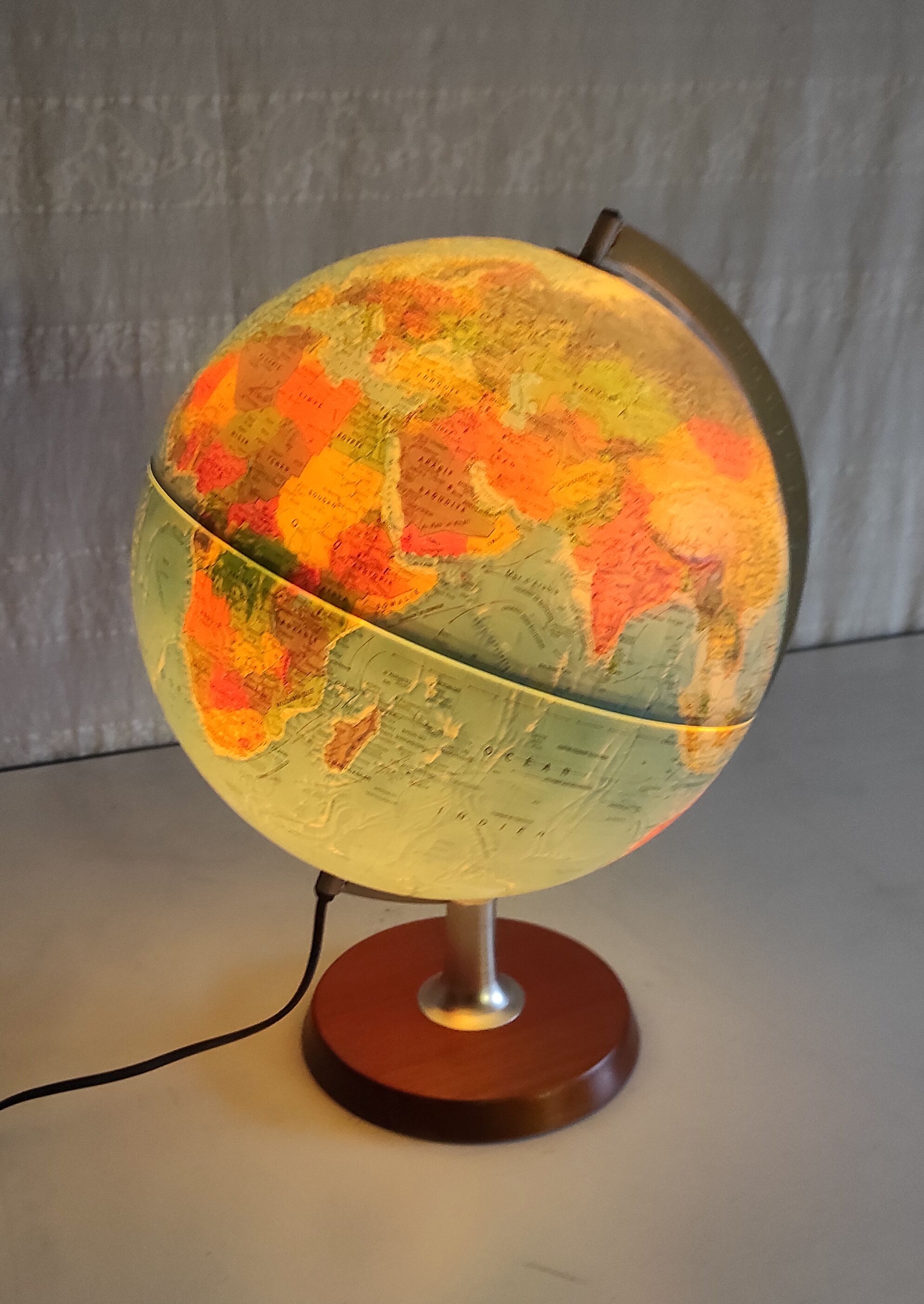 Luminous globe by Scanglobe - Denmark – 70s/80s