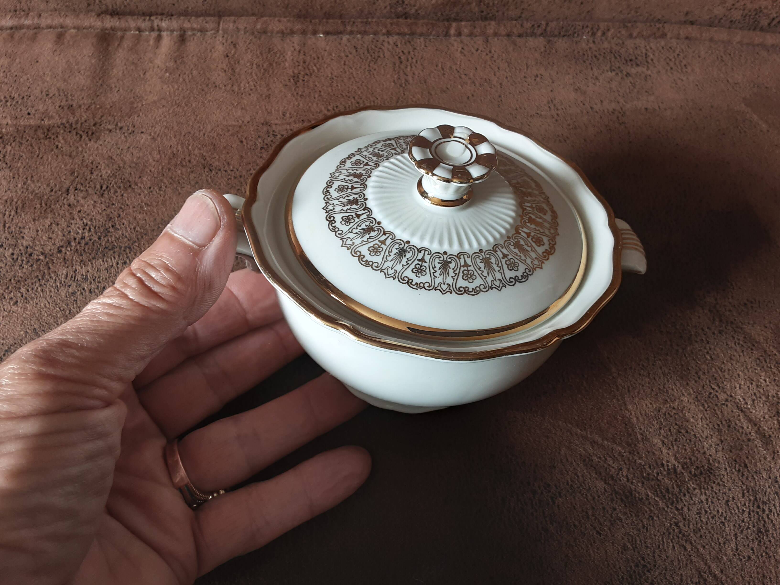 Bavaria porcelain sugar bowl, Elite model