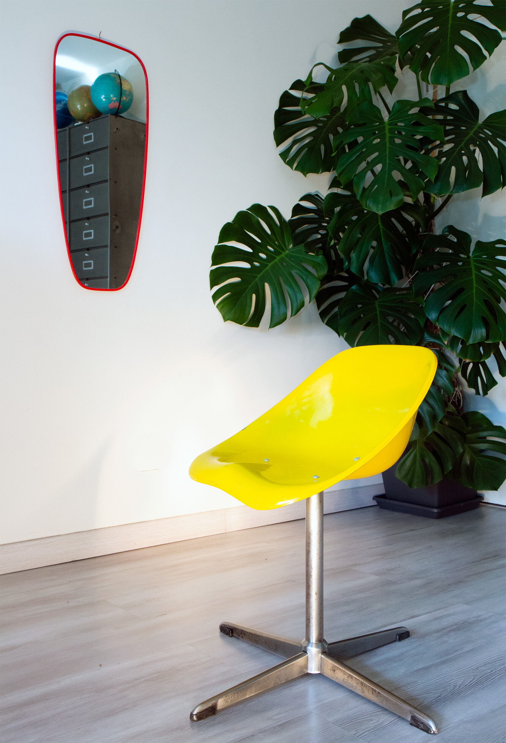 Matic 1970 chair, fiberglass