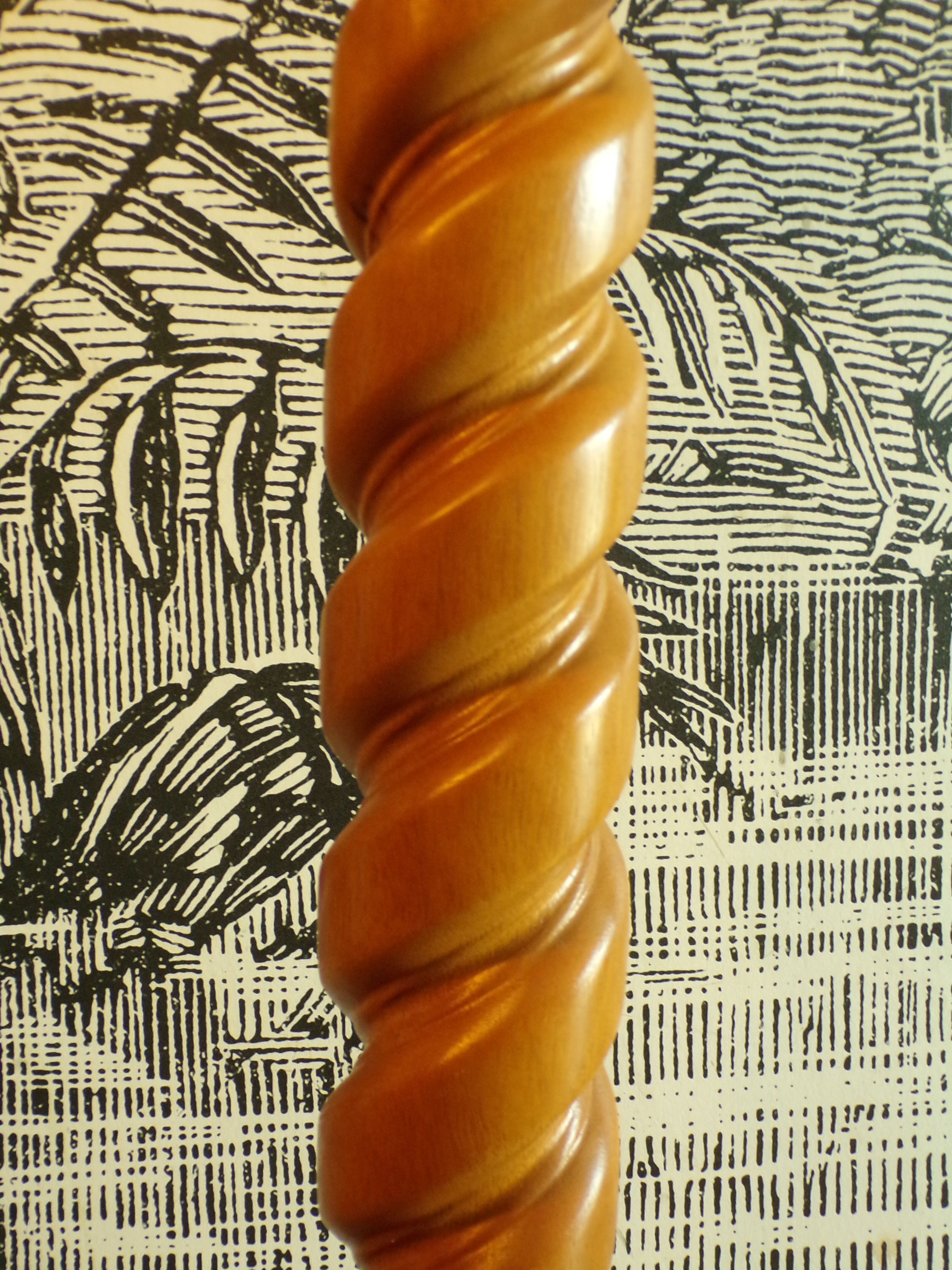 Colonne de présentation en bois h=85cm