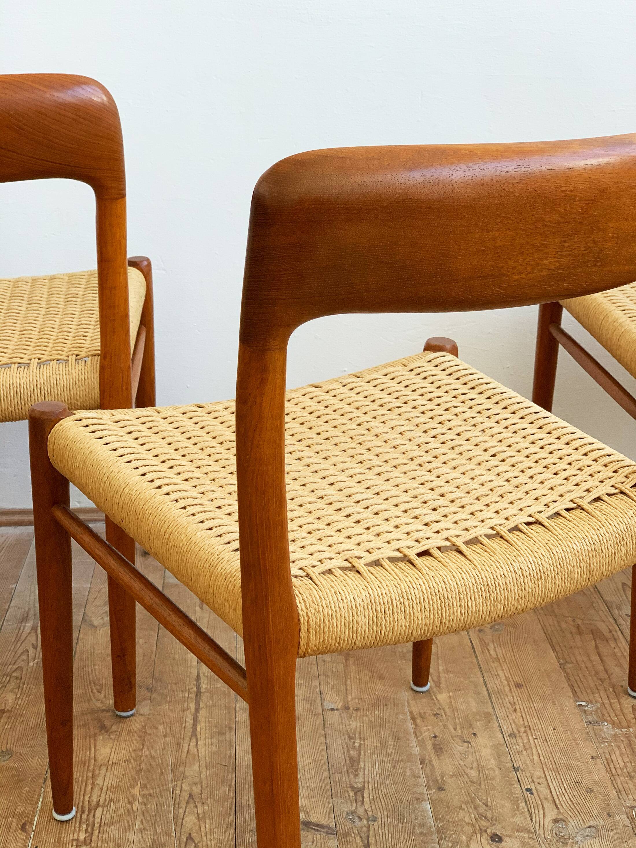 Danish dining chairs, model 75 by Niels O. Møller