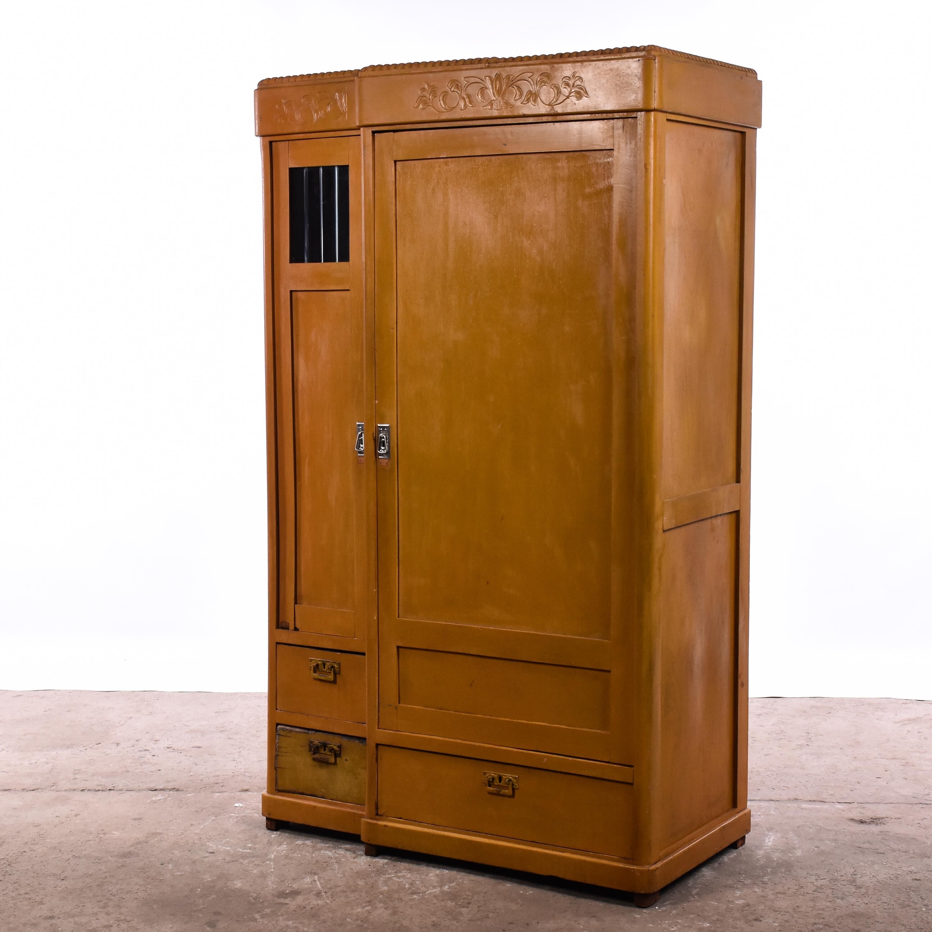 Wooden cloth cabinet