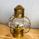 Marine kerosene lamp