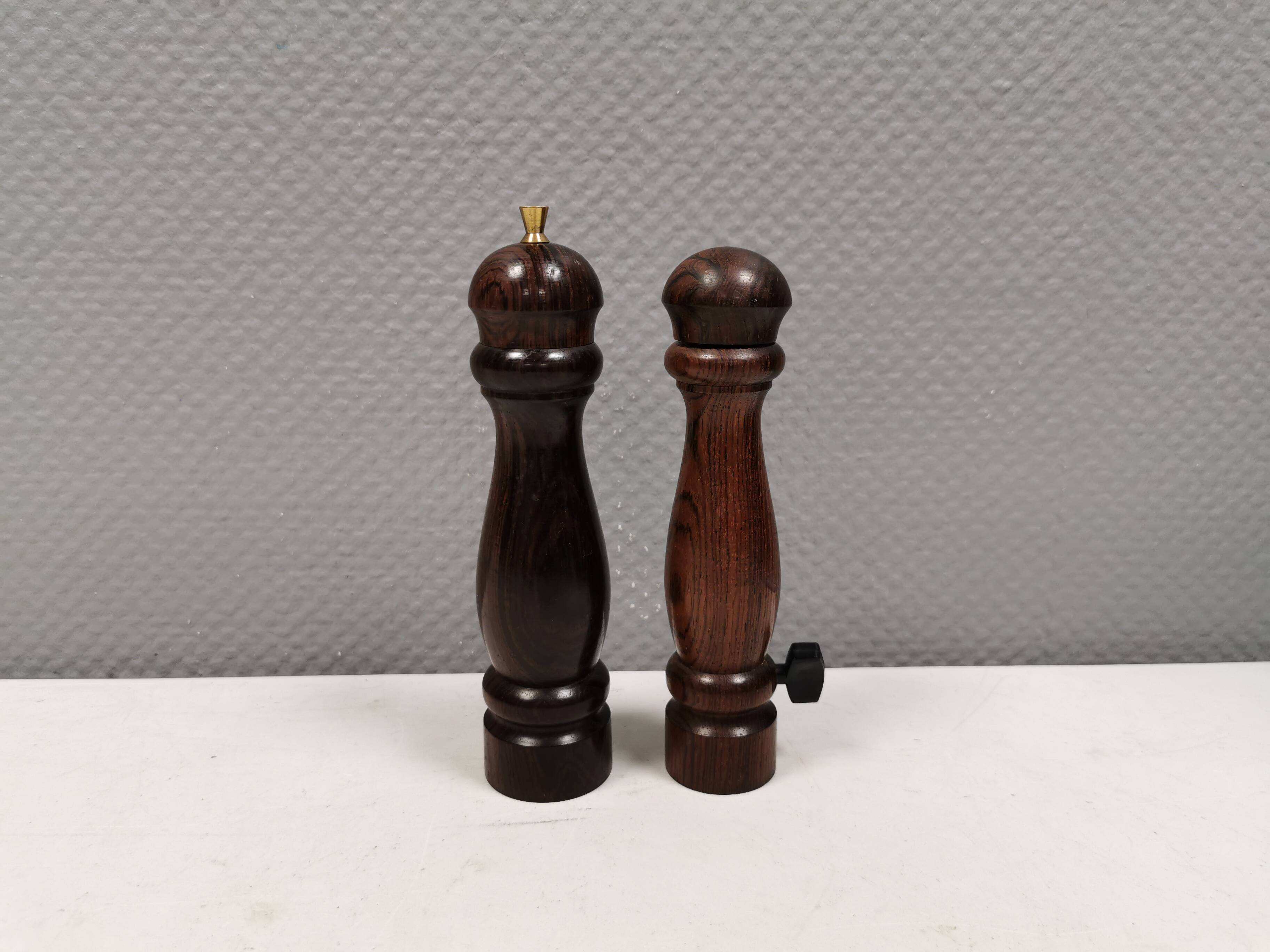 Very beautiful set of salt and pepper mills Denmark 1960s