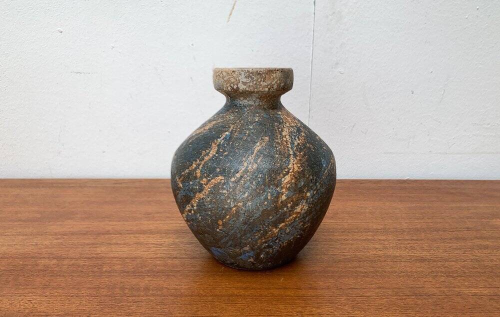 Brutalist vase from the Mid-Century Pottery Studio by Gerhard Liebenthron, Germany, 1970s.