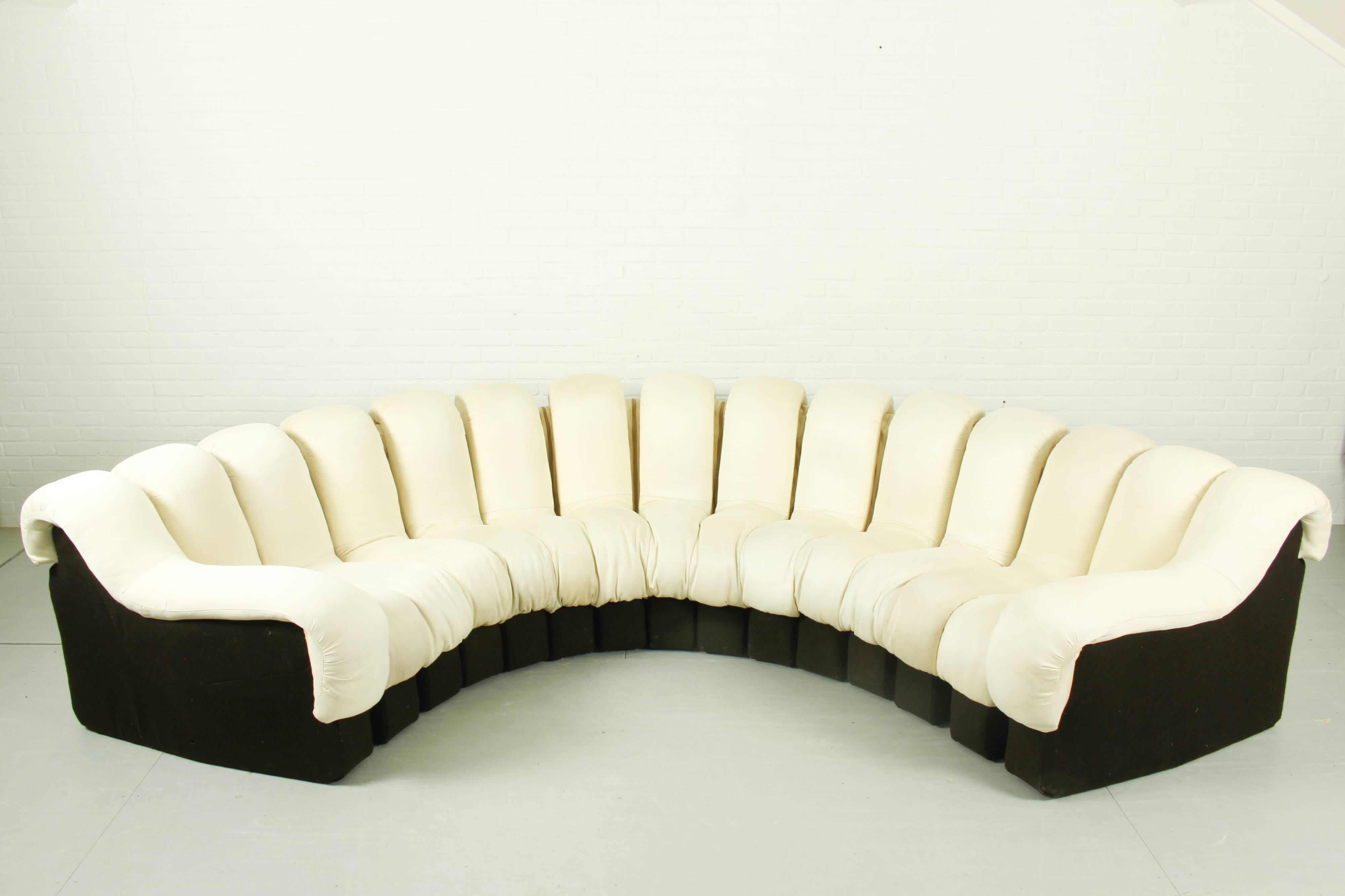 De Sede DS-600 'Non Stop' Sofa DS-600 by Eleonore Peduzzi Riva for de Sede with 15 elements, Switzer
