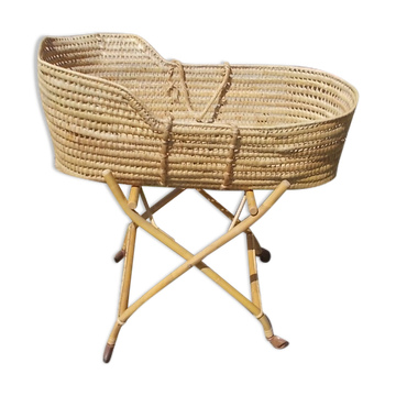 Berceau en rotin vintage