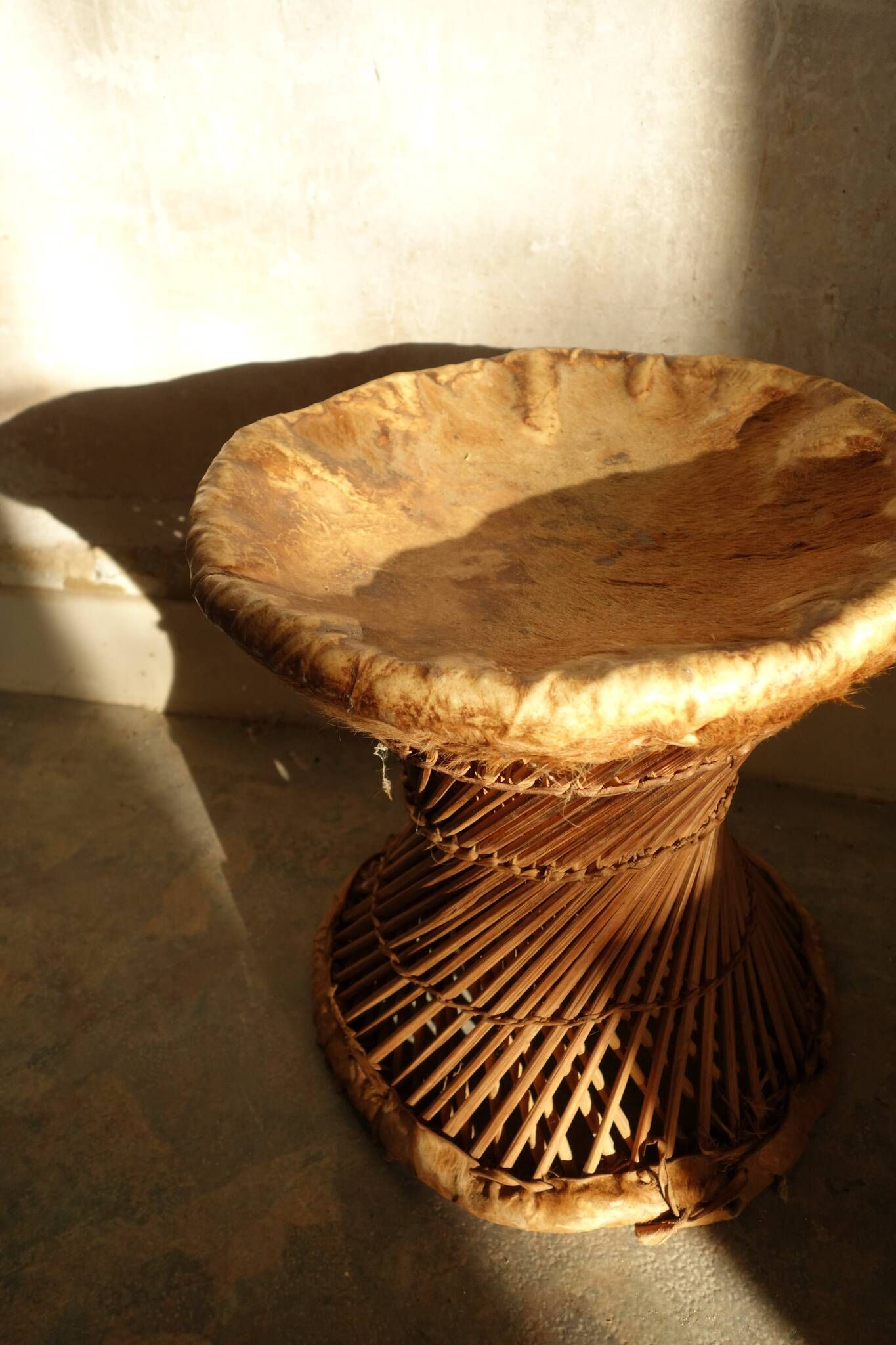 Paire de tabourets art primitif