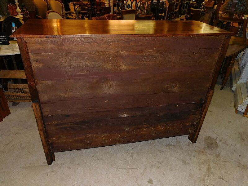 Bahut Louis XV in merisier of the 18th siecle