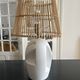 Lampe vintage en céramique ajourée