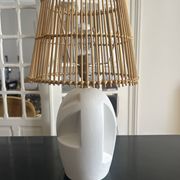 Lampe vintage en céramique ajourée