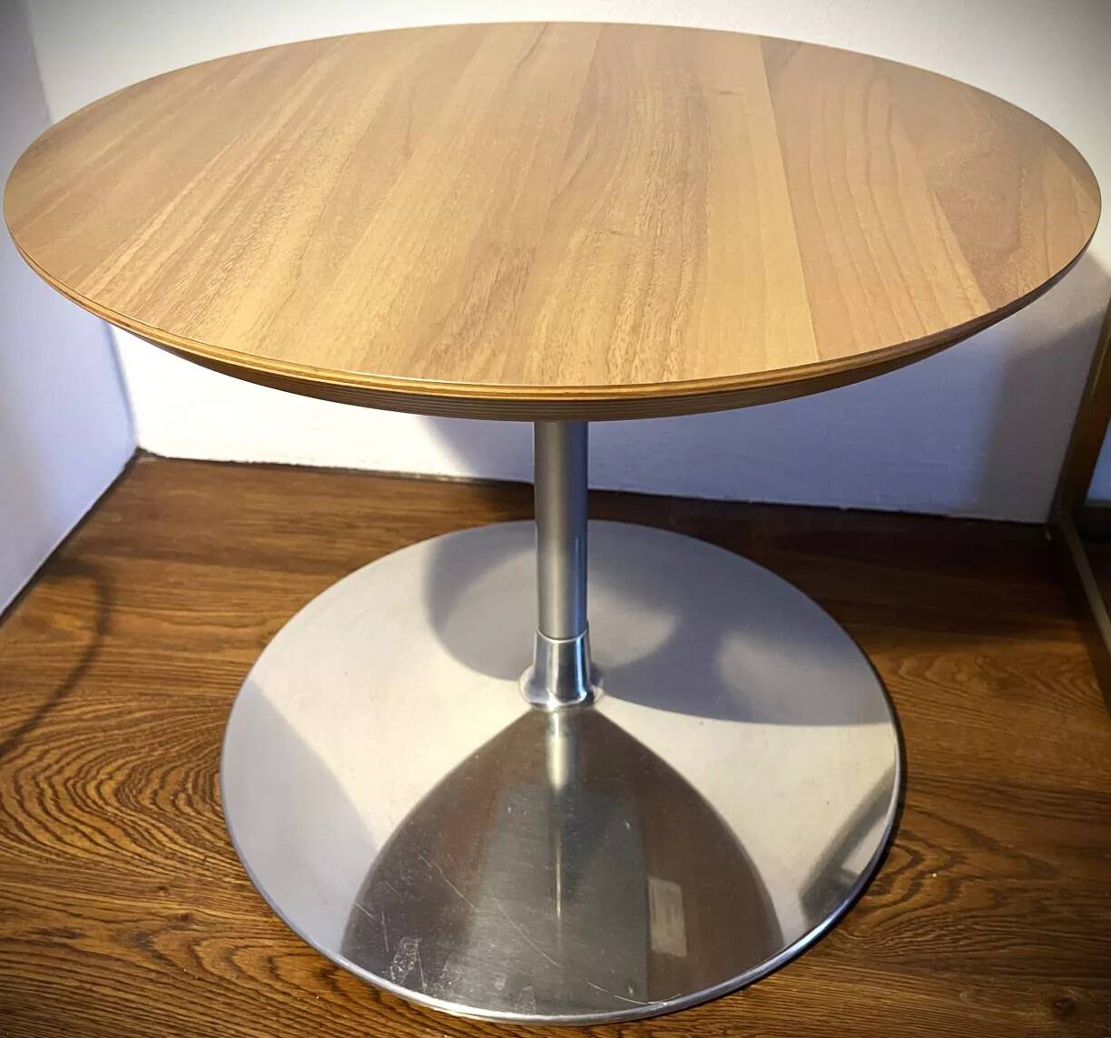 “Circle” coffee table, Pierre Paulin for ARTIFORT