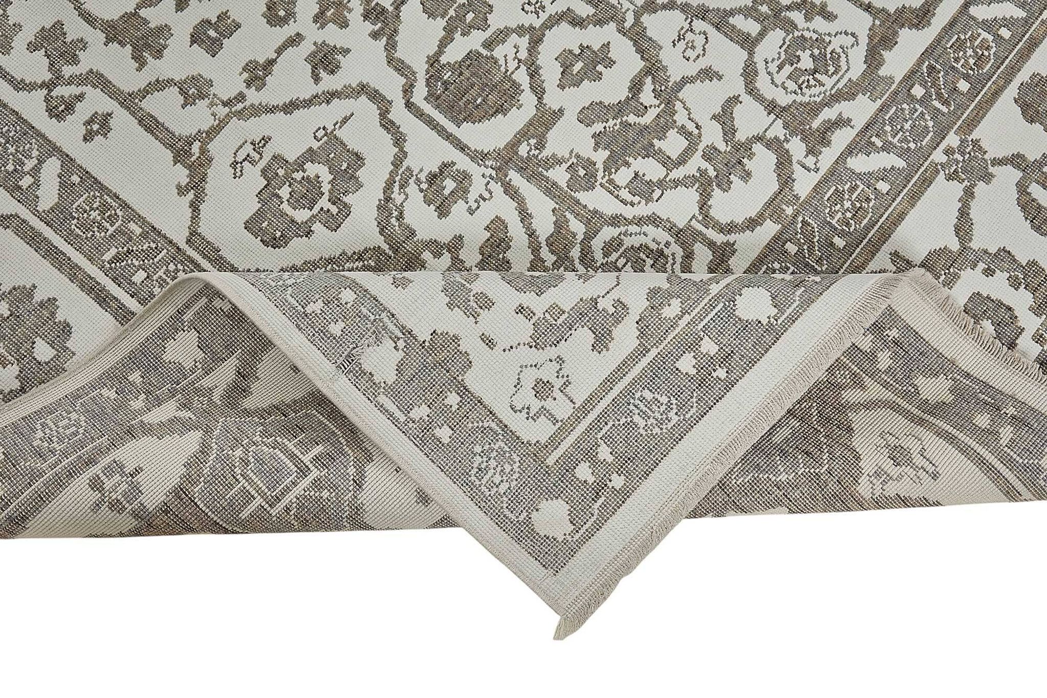 Turkish Handcrafted Loom Oushak Rug 270 cm x 358 cm