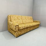 Canapé pliant rembourré du milieu du siècle, années 1970, Europe centrale