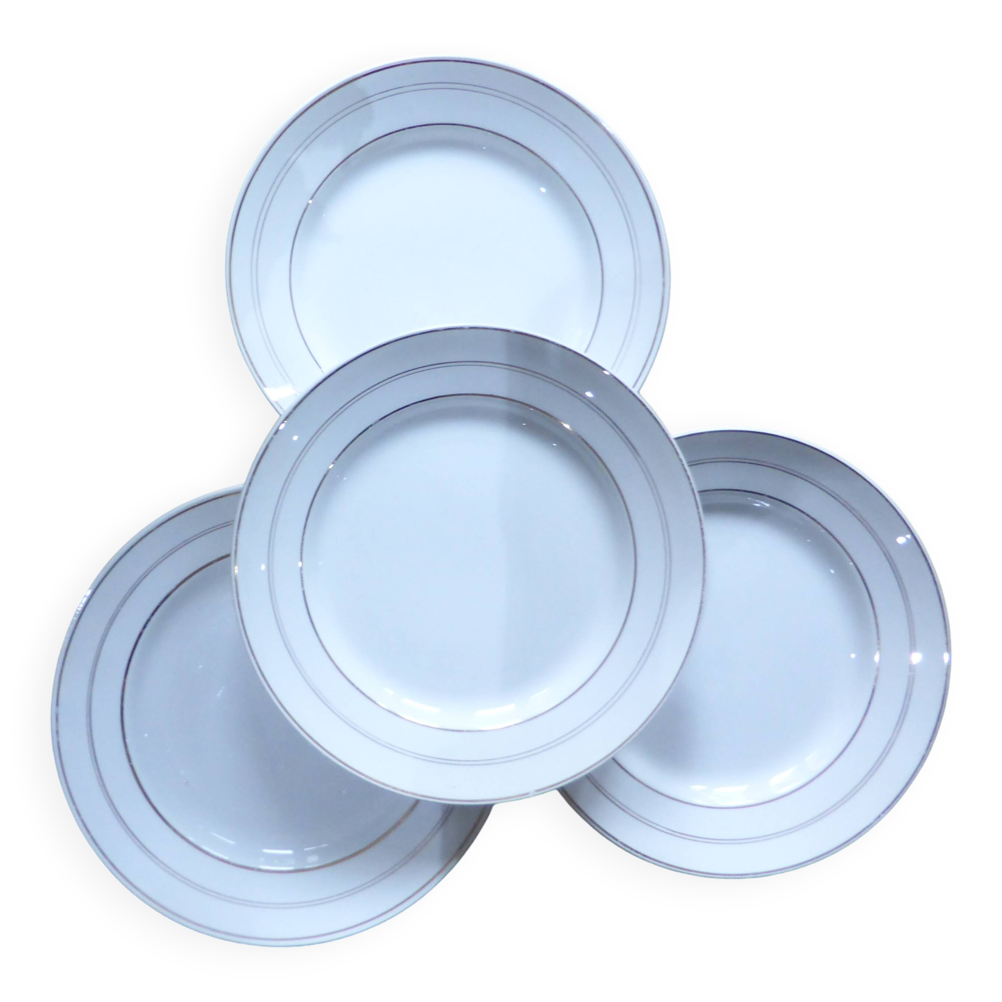 4 vintage flat plates porcelain from St Amand 191103