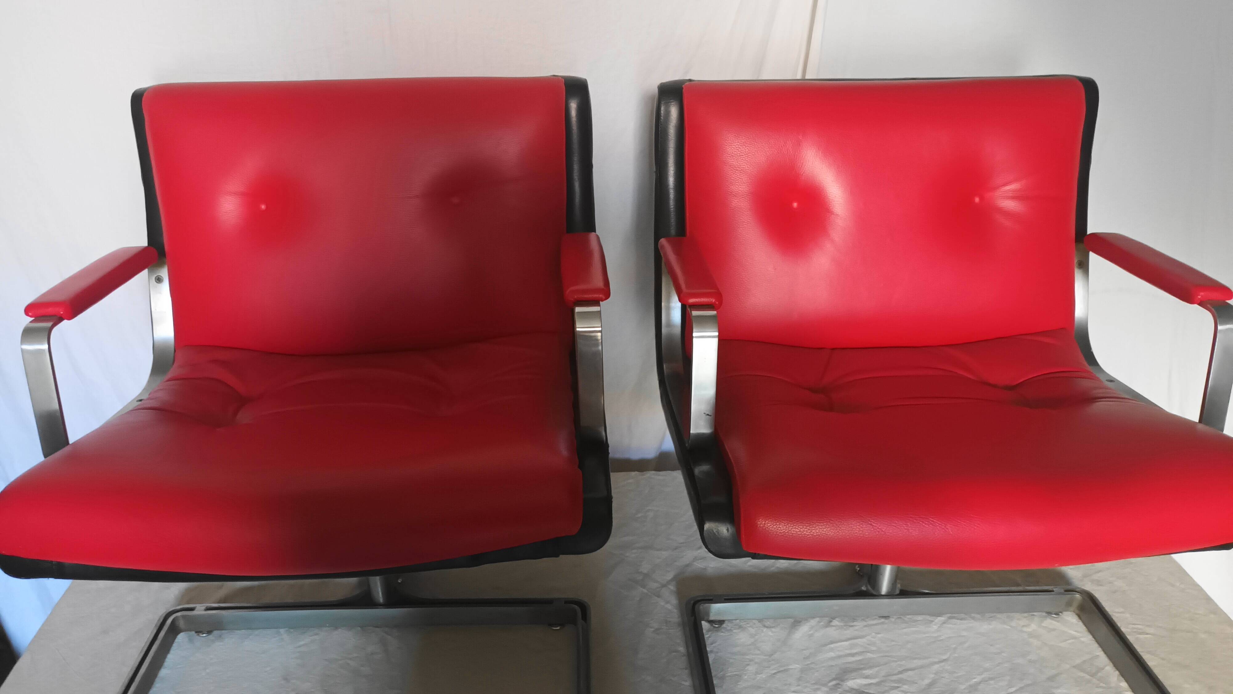 Pair of leather armchairs by Raphael Raffel from the 70s