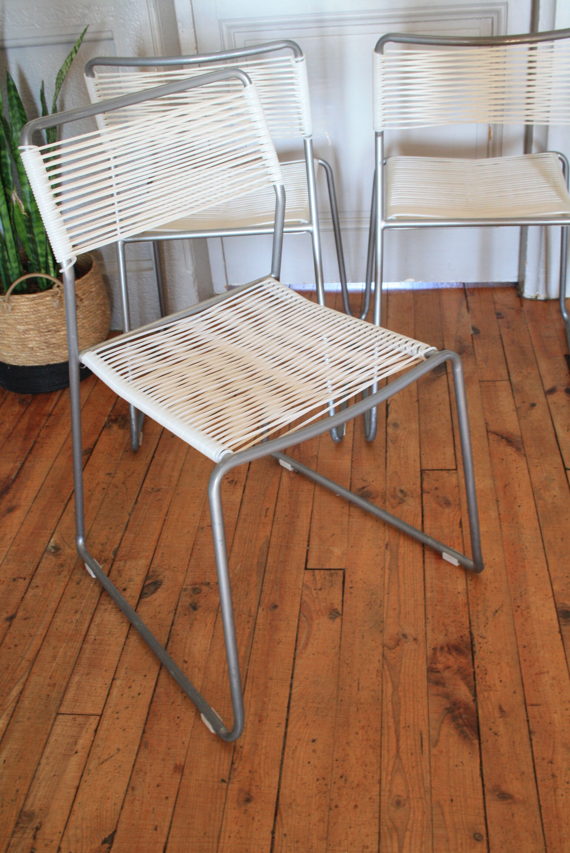 Set of 6 spaghetti chairs ikea