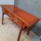 Extreme orient red console