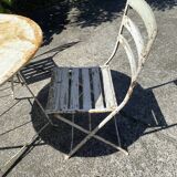 1830 period garden furniture: 1 iron table and 4 iron and wood chairs