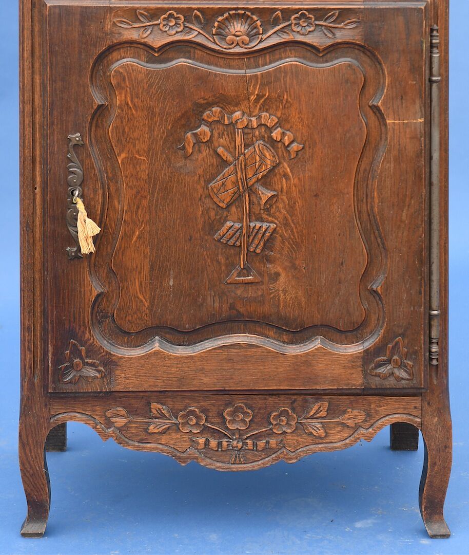 Oak confectioner's buffet