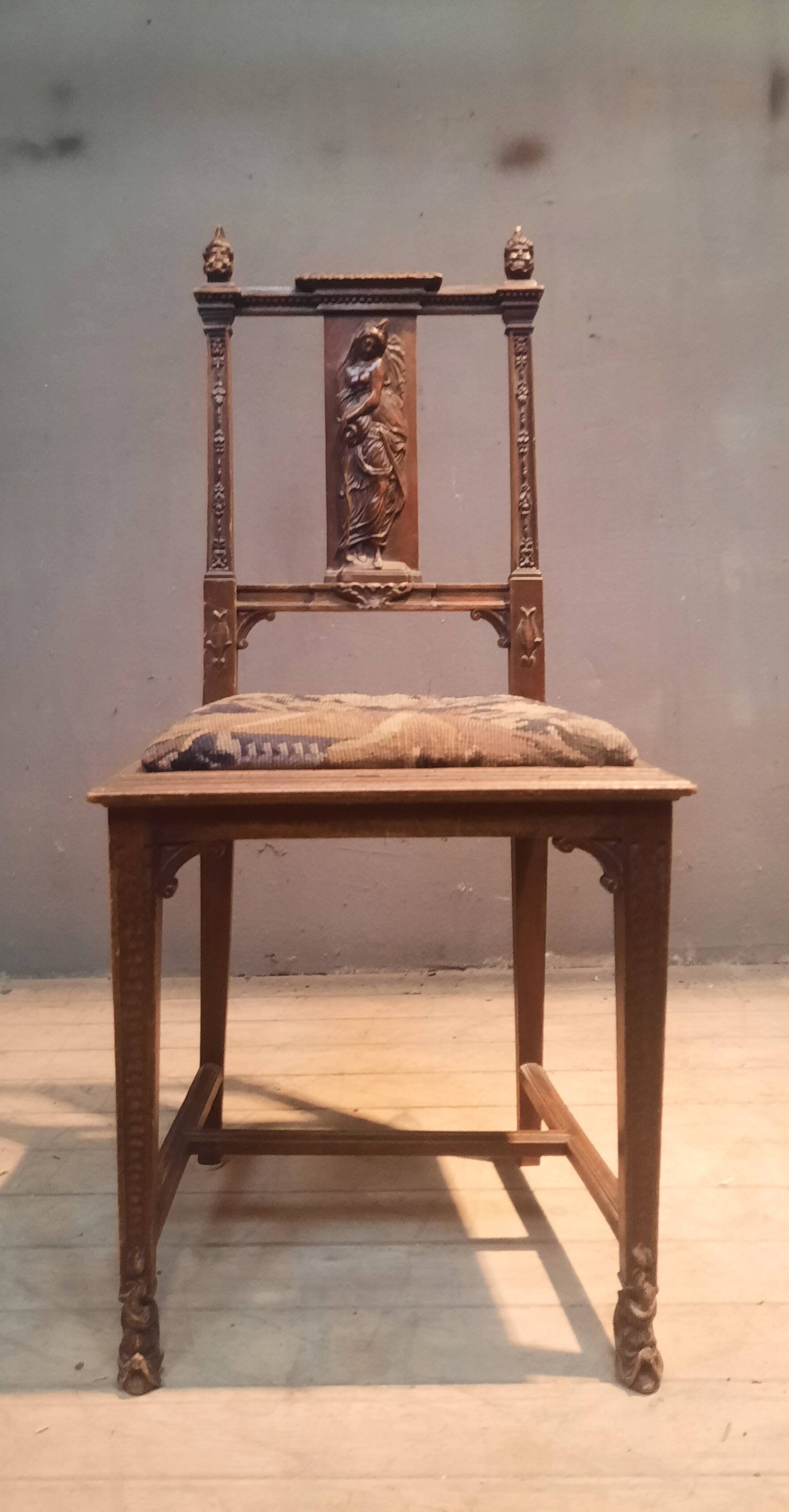 Medieval style chair