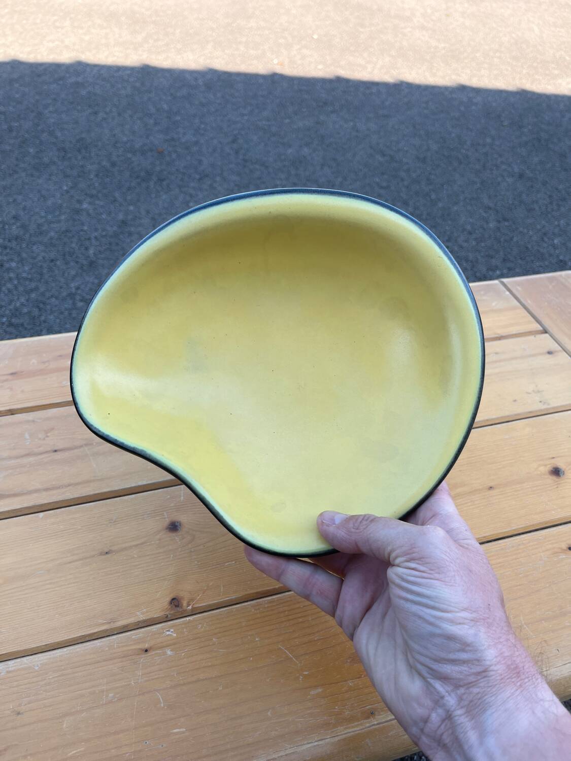 Large vintage 1950 bowl in black and yellow free-form ceramic