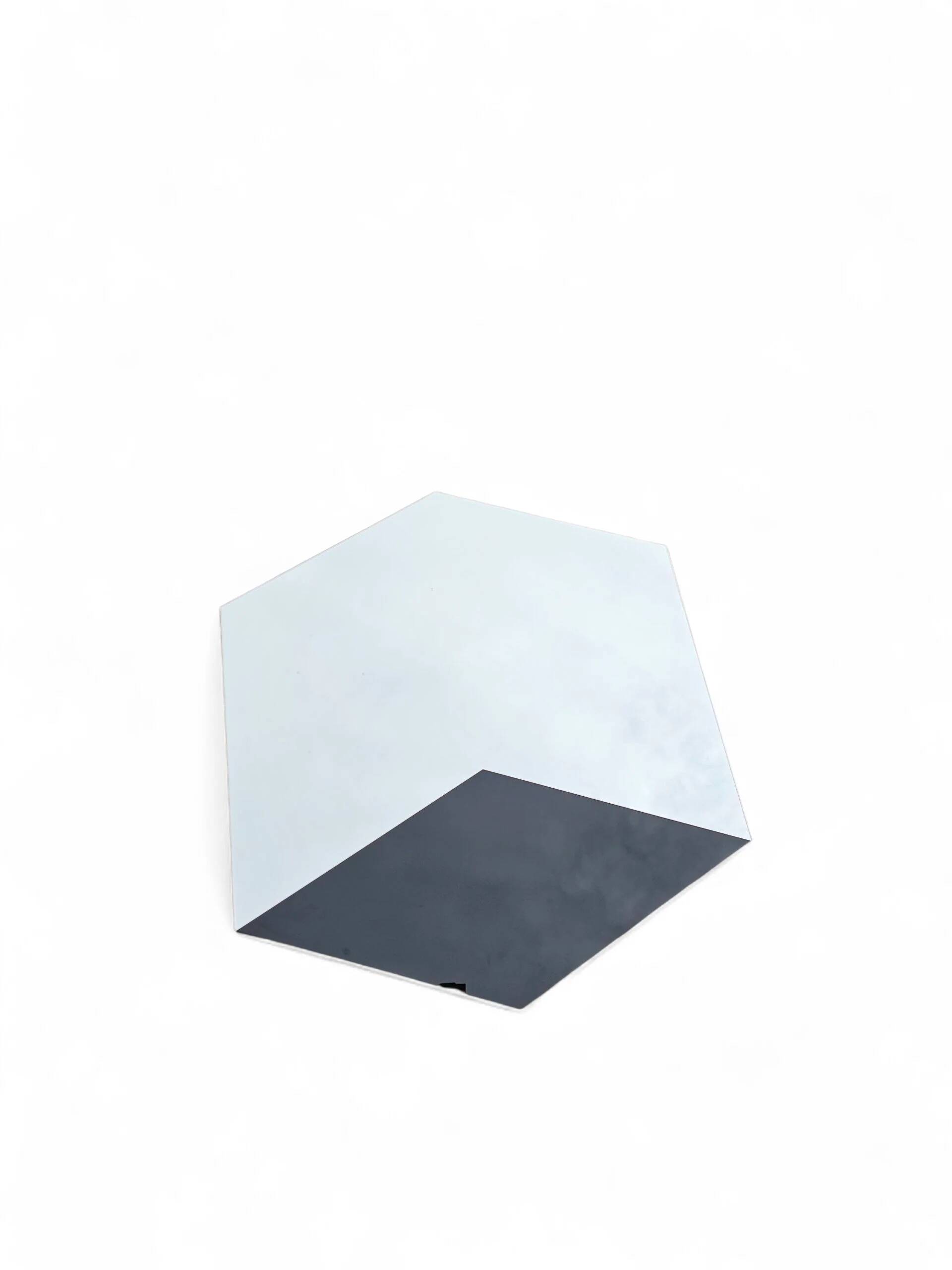 Nanda Vigo / Cosmos mirror / Height 108