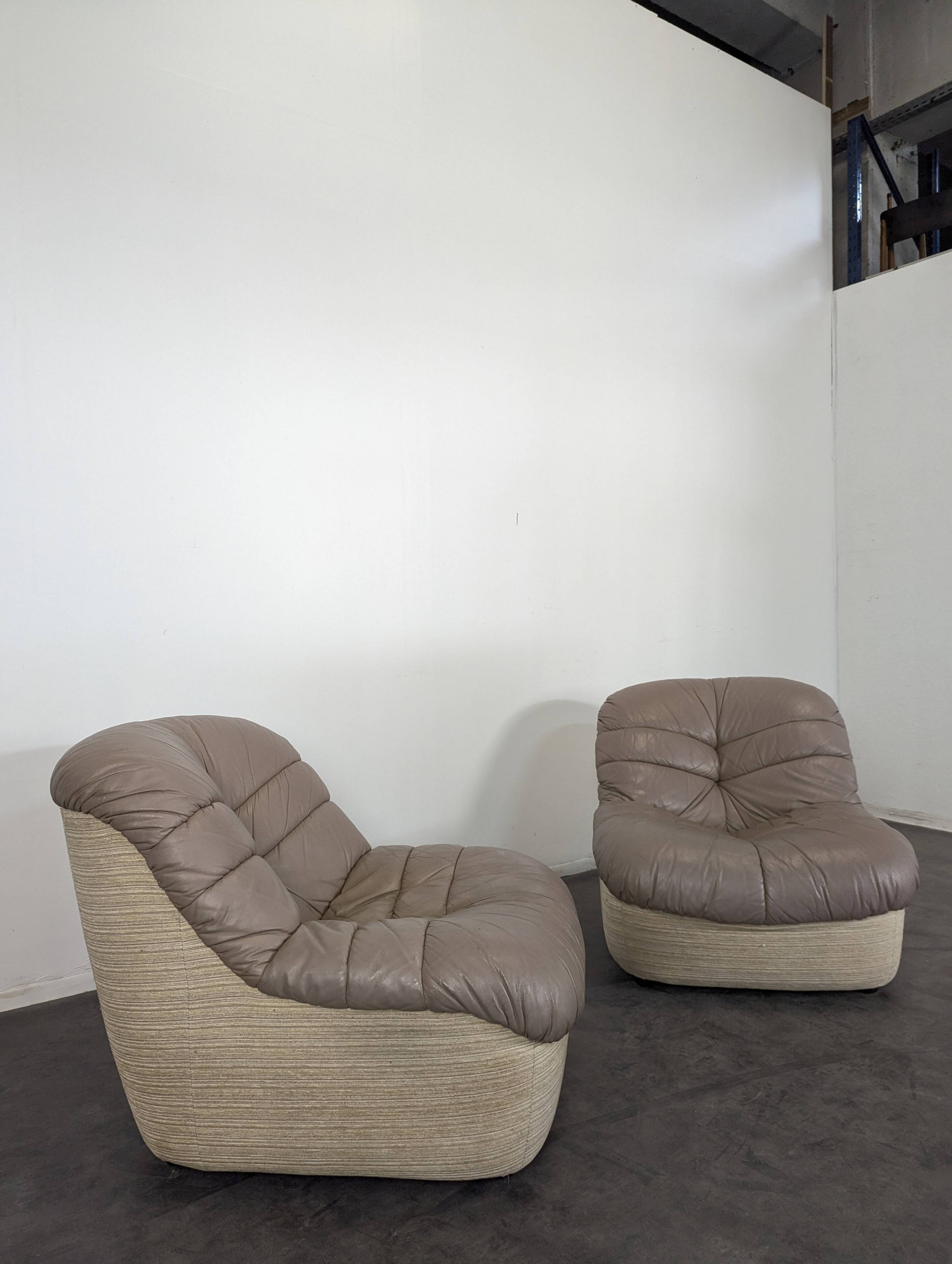 Pair of 80s armchairs
