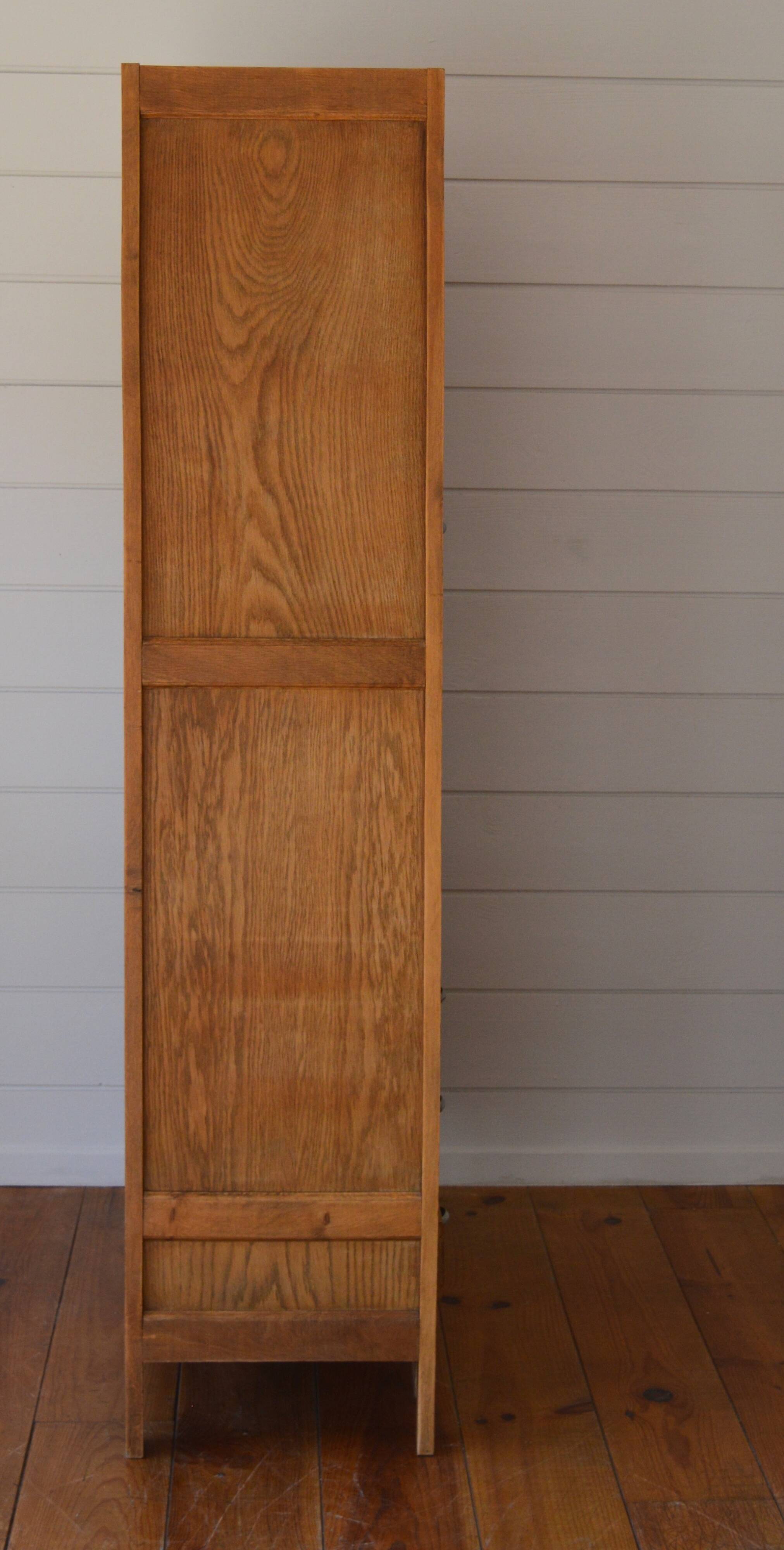 Armoire