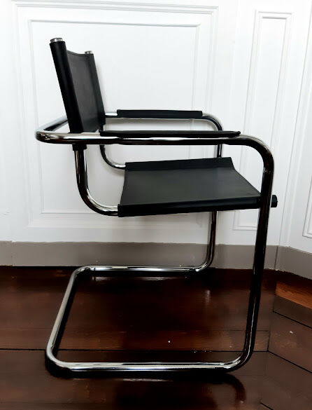 Cantilever design armchair in tubular steel 1970