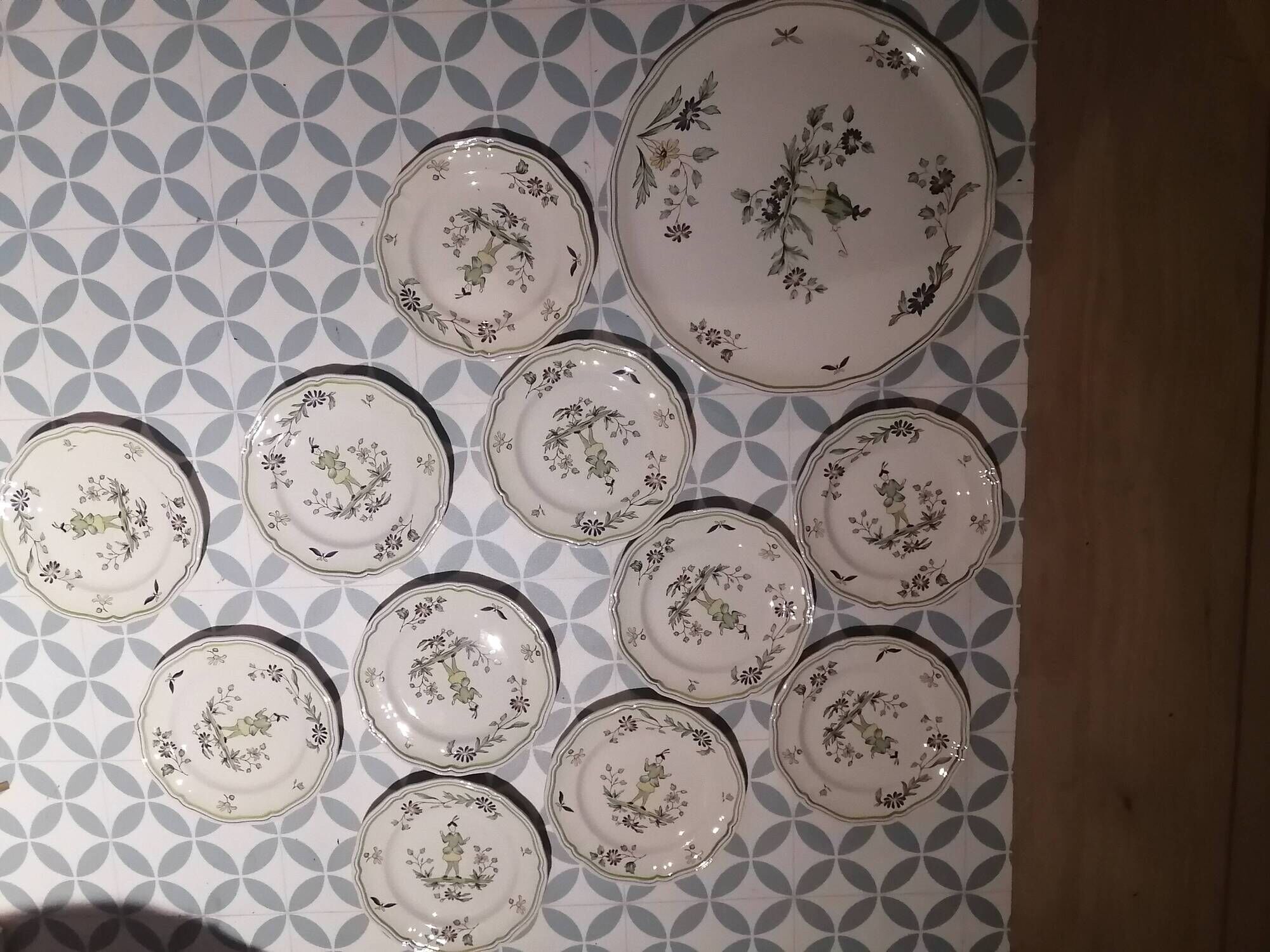 Longchamp dessert service