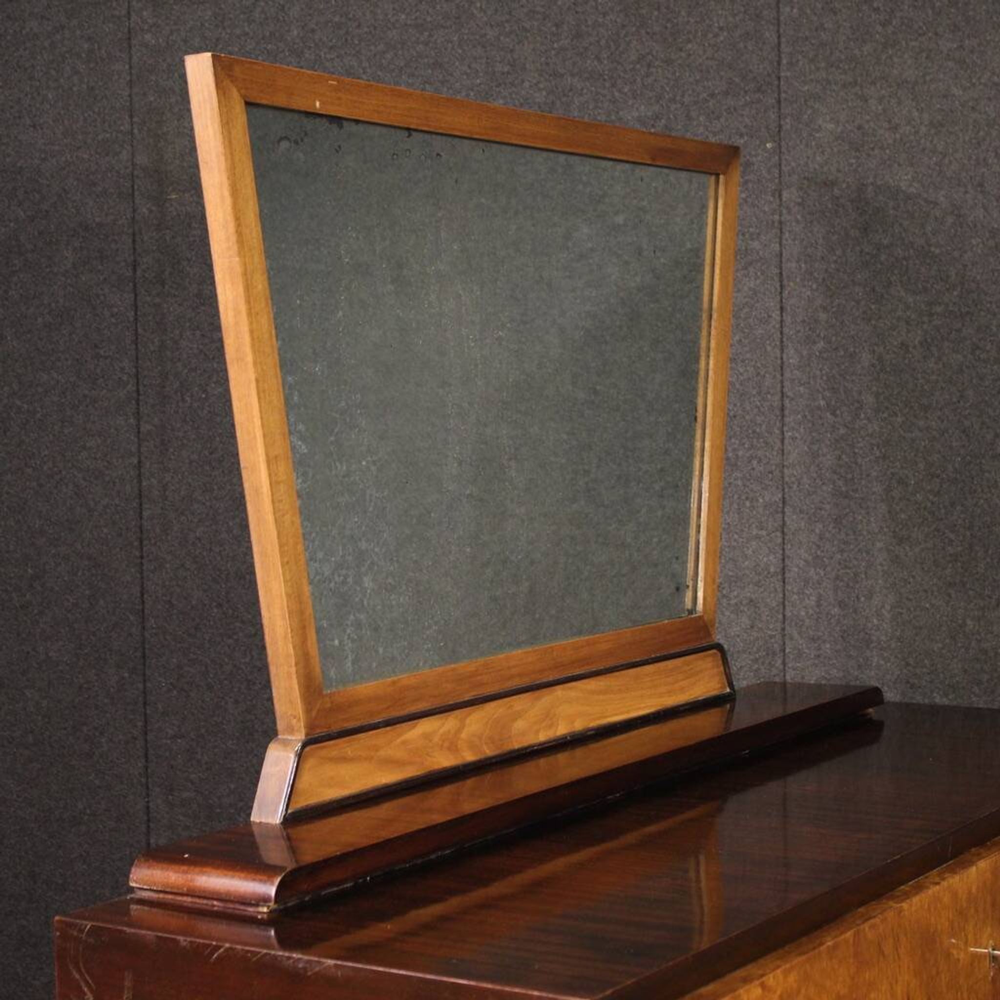 Commode italienne avec miroir des années 1960