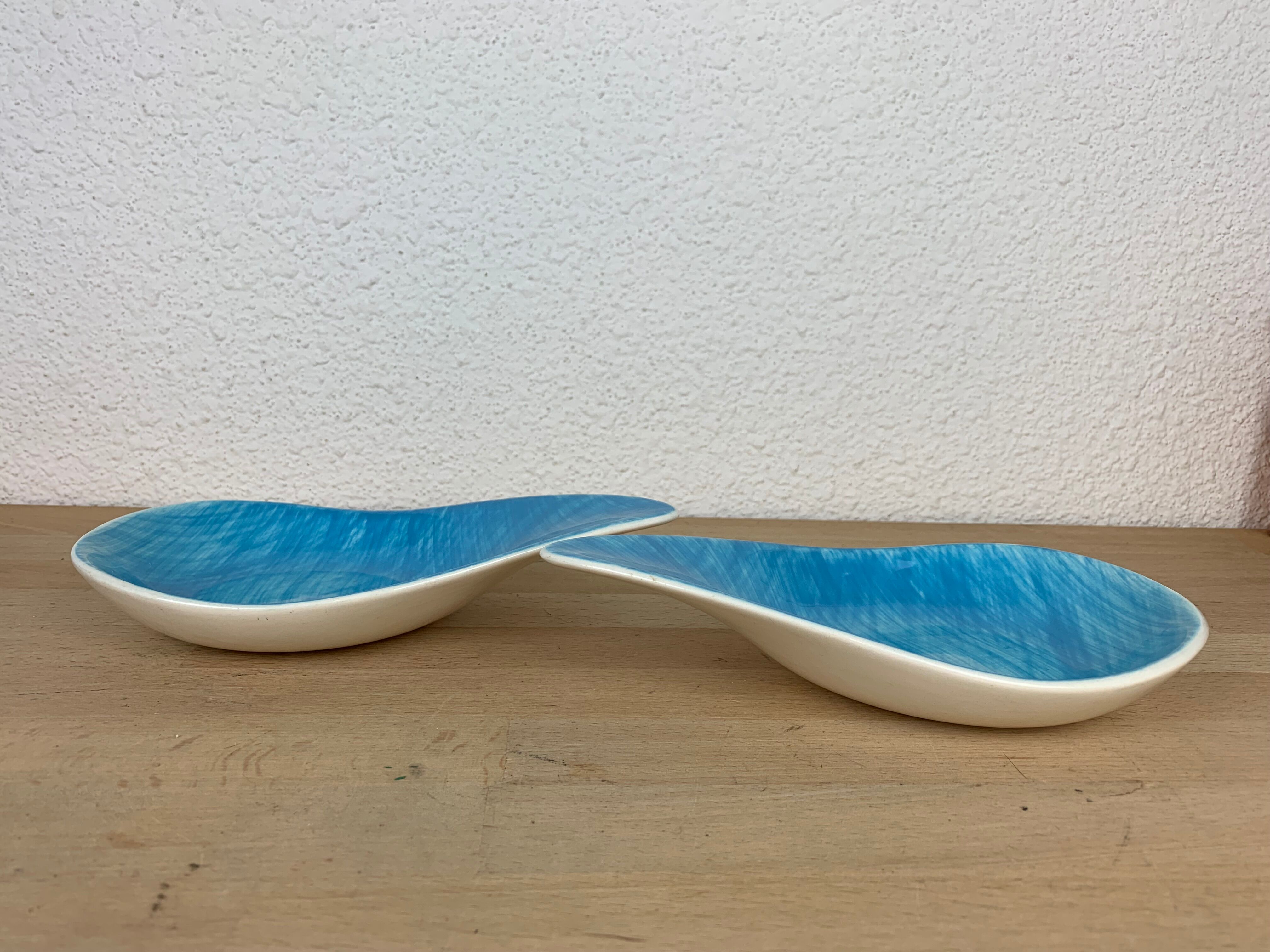 Flat and two Mistral cups by Salins France, blue, 60s