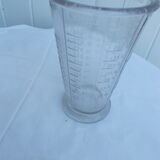 Mougin measuring glass