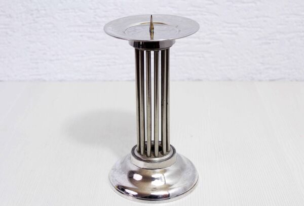Bougeoir pique cierge en métal argenté