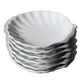 White shell cup
