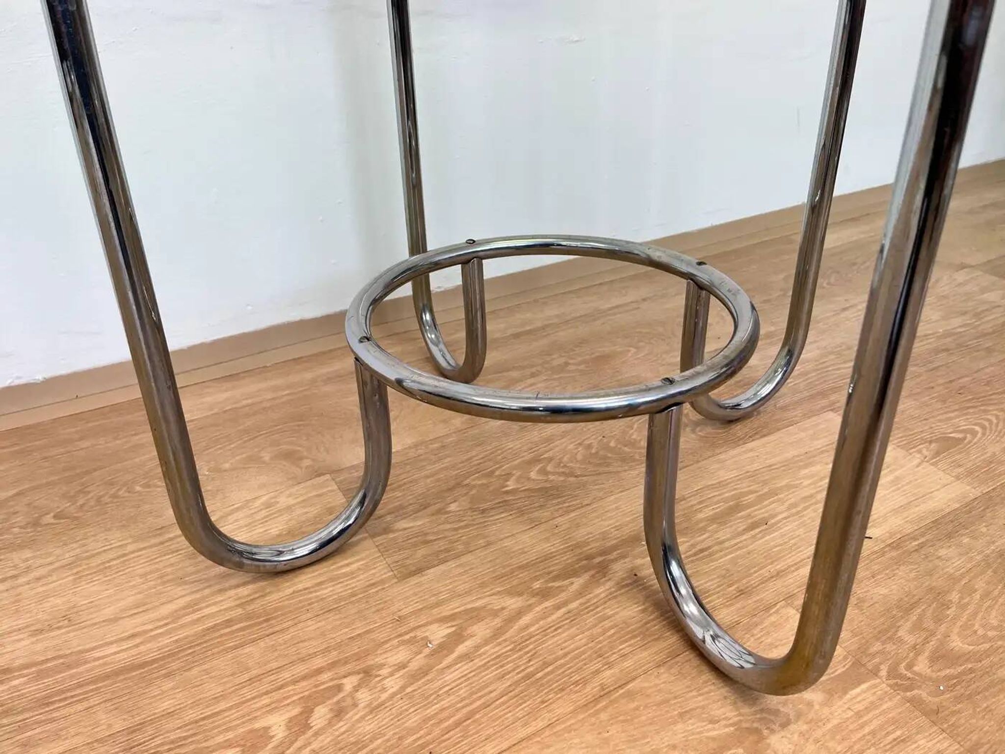 Table Bauhaus en chrome et verre - années 1930