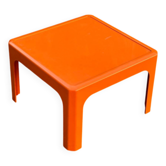 Gilac vintage orange coffee table